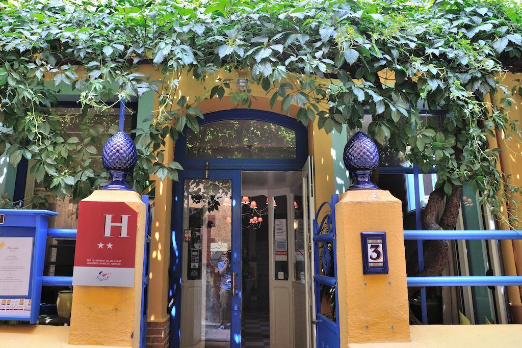 Hotel Restaurant Cortie Thuir Exterior photo